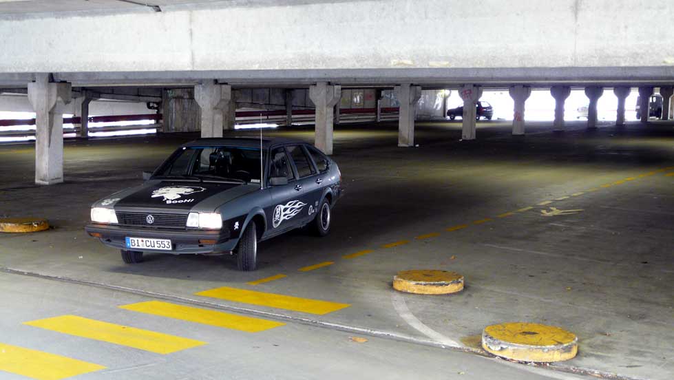 32b geht zur Uni, zumindest schon mal bis ins Parkhaus...